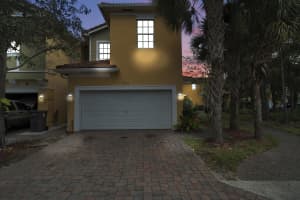 790 Pipers Cay Dr, West Palm Beach, FL 33415, Sold 11/07/22