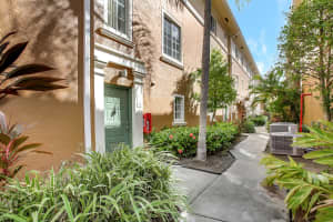 2845 NE 185th St, Aventura, FL 33180, Sold 05/03/23