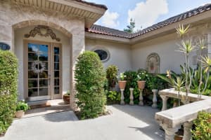 818 41 St Ct, Vero Beach, FL 32960, Sold 11/01/22