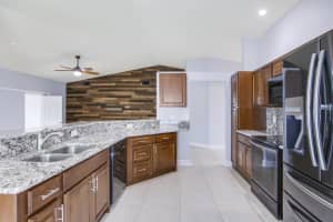 8633 Rosalie Ct, Boynton Beach, FL 33472, Sold 12/21/22