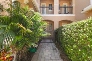 4859 Cadiz Cir, Palm Beach Gardens, FL 33418, Sold 02/28/23