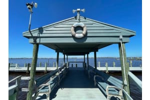 175 SE St Lucie Blvd, Stuart, FL 34996, Sold 04/21/23