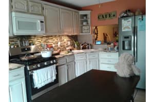 6173 Oak Royal Dr, Lake Worth, FL 33463, Sold 03/27/23