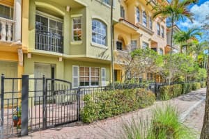 2515 San Pietro Cir, Palm Beach Gardens, FL 33410, Sold 04/04/23