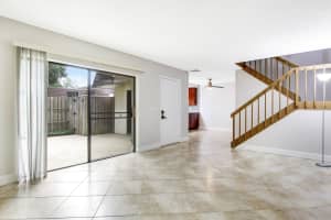 812 8th Ln, Palm Beach Gardens, FL 33418, Sold 02/28/23