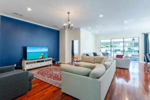 189  Hampton Circle, Jupiter, FL 33458 Sold 04/03/23