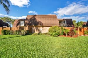 3947 August Dr, Lake Worth Beach, FL 33461, Sold 10/27/22