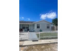 972 Sumter Rd W, West Palm Beach, FL 33415, Sold 10/31/22