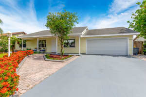598 NE Maranta Terrado, Jensen Beach, FL 34957, Sold 11/01/22