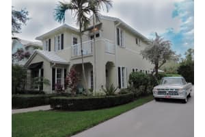 112 W Bay Cedar Cir, Jupiter, FL 33458, Sold 11/16/22
