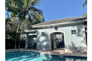 1050 E Heritage Club Cir, Delray Beach, FL 33483, Sold 11/30/22