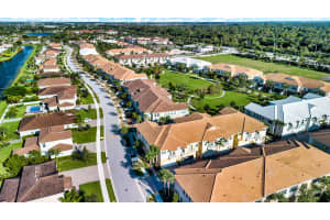 94 Palm Ln, Royal Palm Beach, FL 33411, Sold 12/08/22