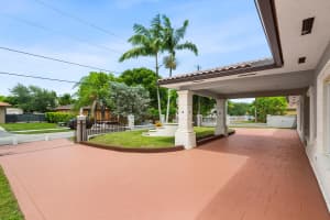 10050 NW 27th Street, Doral, FL 33172 Sold 09/12/23