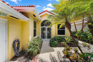 184 E Hampton Way, Jupiter, FL 33458, Sold 11/18/22