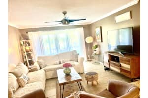 200 Waterway Dr S, Lantana, FL 33462, Sold 01/02/23