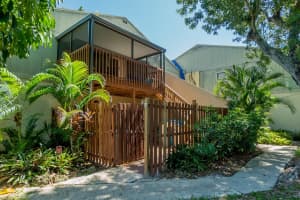 2 Crossings Cir, Boynton Beach, FL 33435, Sold 12/02/22