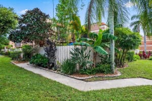 6112 Seven Springs Blvd, Greenacres, FL 33463, Sold 11/15/22