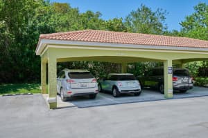 5045 Fairways Cir, Vero Beach, FL 32967, Sold 01/11/23