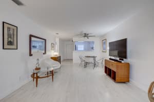 403 NW 36th Ave, Deerfield Beach, FL 33442, Sold 12/20/22