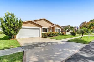 10131 SW 16th Pl, Davie, FL 33324, Sold 11/16/22