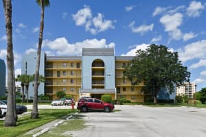 2828 Tennis Club Dr, West Palm Beach, FL 33417, Sold 01/17/23