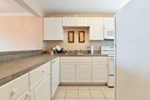 2828 Tennis Club Dr, West Palm Beach, FL 33417, Sold 01/17/23