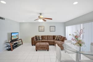 7 Greenway Village N, Royal Palm Beach, FL 33411, Sold 02/10/23