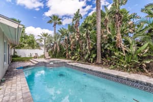 17730 Maplewood Dr, Boca Raton, FL 33487, Sold 12/16/22