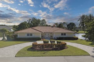 4564 S Lake Dr, Boynton Beach, FL 33436, Sold 12/05/22