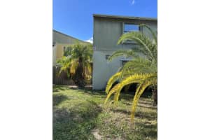 31  Crossings Circle   D, Boynton Beach, FL 33435 Sold 11/30/22