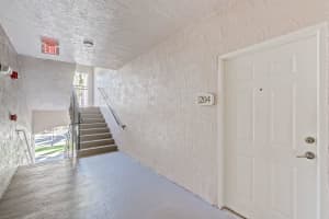 2804  Sarento Place   204, Palm Beach Gardens, FL 33410 Sold 11/15/22
