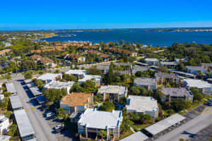 1370 NE 14th Court   32, Jensen Beach, FL 34957 Sold 11/22/22