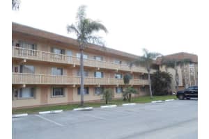500 W Village Green Circle   303, Palm Springs, FL 33461 Sold 11/16/22