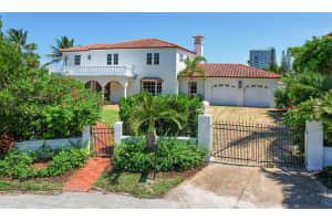 151 Riviera Dr, West Palm Beach, FL 33404, Sold 10/10/22