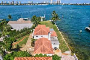 151 Riviera Dr, West Palm Beach, FL 33404, Sold 10/10/22