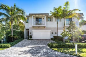 446 NE Wavecrest Way, Boca Raton, FL 33432 Sold 12/12/22
