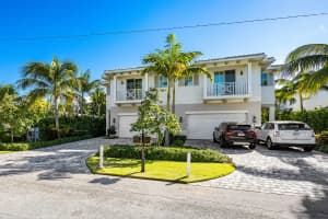 446 NE Wavecrest Way, Boca Raton, FL 33432 Sold 12/12/22