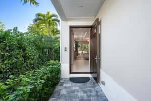 446 NE Wavecrest Way, Boca Raton, FL 33432 Sold 12/12/22