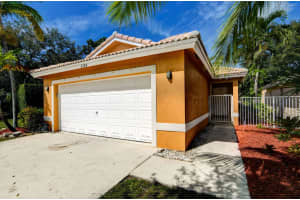 6104  Willoughby Circle, Lake Worth Beach, FL 33463 Sold 01/03/23
