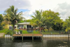 2520 SW 10th Street, Boynton Beach, FL 33426 Sold 12/07/22