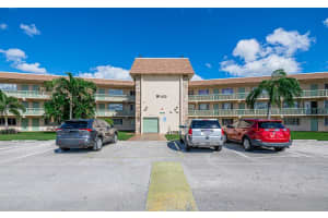 400 Village Green Cir W APT 319, Palm Springs, FL 33461, Sold 03/24/23
