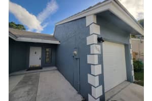 5880 Strawberry Lakes Cir, Greenacres, FL 33463, Sold 12/13/22