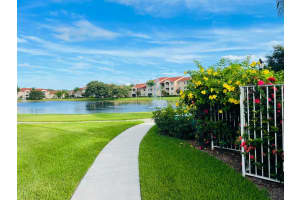 1640 N 42nd Circle   202, Vero Beach, FL 32967 Sold 05/17/23