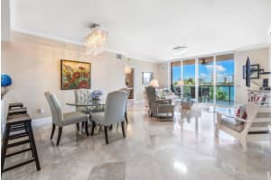 2640 Lake Shore Dr, Riviera Beach, FL 33404, Sold 12/12/22
