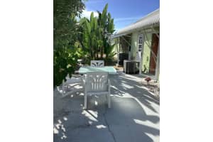 160 South Blvd, Boynton Beach, FL 33435, Sold 12/16/22