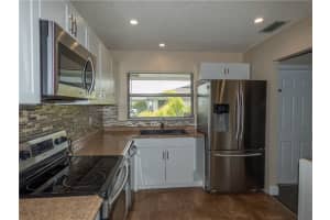 1210 SE Parkview Pl, Stuart, FL 34994, Sold 04/13/23