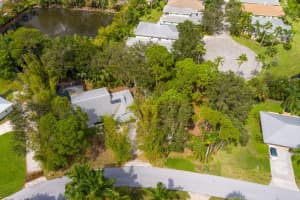 2009 NW Pine Tree Way, Stuart, FL 34994 Sold 11/29/22