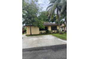 1318 Summit Run Cir, West Palm Beach, FL 33415, Sold 03/30/23