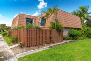 5888 SE Riverboat Dr, Stuart, FL 34997, Sold 03/09/23
