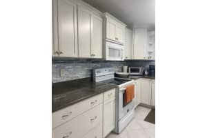 3253 Perimeter Dr, Greenacres, FL 33467, Sold 11/28/22